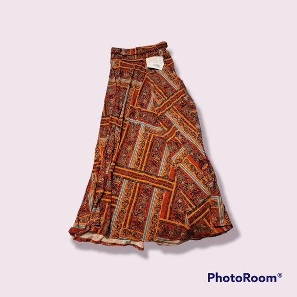LuLaRoe Dresses & Skirts - Maxi Skirt NWT